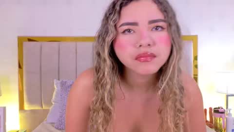 Mia online show from March 16, 12:20 pm