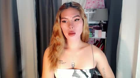 andrea06121998 online show from March 3, 3:29 pm