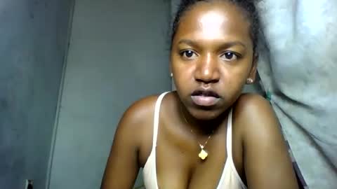 anequat01 online show from February 3, 6:22 am