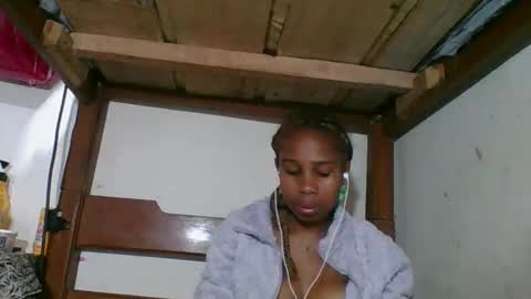 anequat01 online show from February 20, 7:21 am