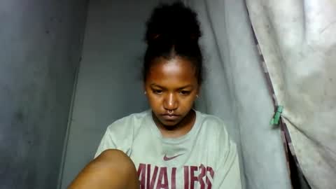 anequat01 online show from February 3, 4:32 am