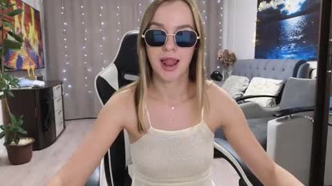 ange1ok online show from February 11, 3:02 pm