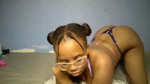 angel_cheupe online show from February 4, 7:22 am