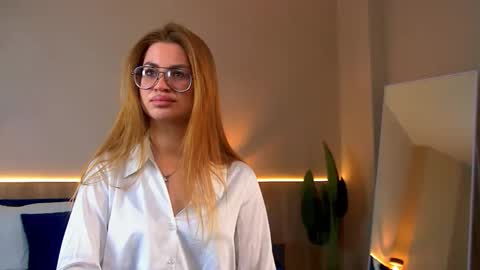 Angel - your mood online show from February 9, 7:21 am