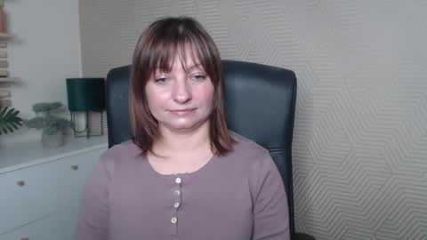 Angela online show from January 19, 6:53 am