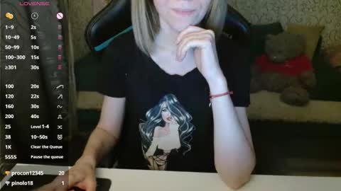 AngelCute32 online show from October 17, 3:37 pm