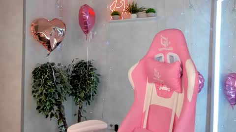 Anita online show from February 24, 9:19 am