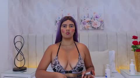 Dania Lpez online show from July 29, 12:27 pm