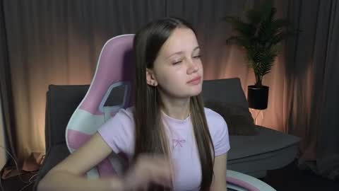 anjipilley online show from April 15, 6:36 am