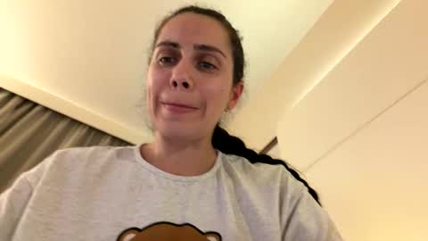 Anna online show from March 30, 7:13 pm