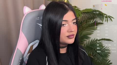 Anna online show from April 15, 3:56 pm