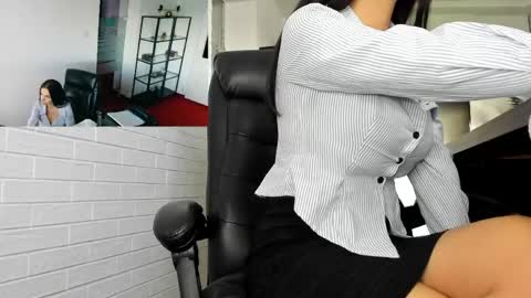 anna_nobel online show from April 19, 4:56 am