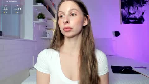 Anna online show from April 11, 7:14 am