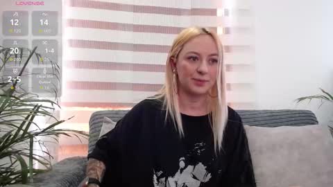 Antonia online show from February 28, 7:13 pm