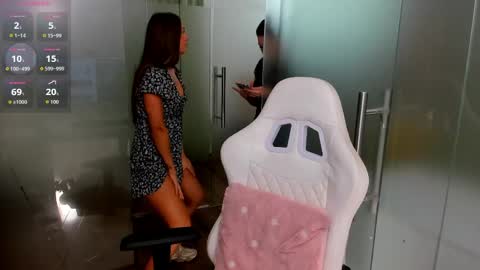 Anya online show from June 9, 1:21 pm