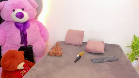 Ariana online show from June 23, 12:58 pm