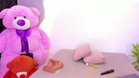 Ariana online show from July 17, 1:04 pm