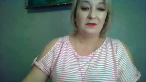 ArielXLoveresss online show from November 17, 2:40 pm