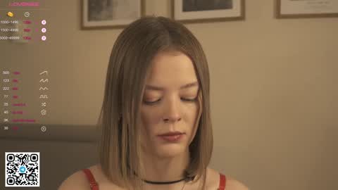 Nina online show from December 3, 4:28 pm