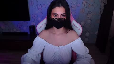   Yasmina   online show from April 17, 4:47 am