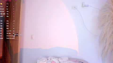 Paula Baleta  online show from July 21, 2:34 am