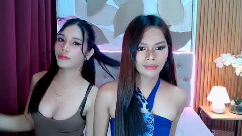 mooreen online show from March 27, 10:05 am