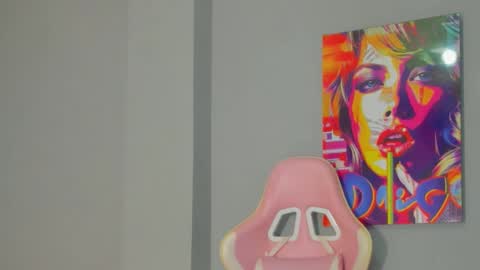 athenea__fox online show from December 22, 12:41 pm