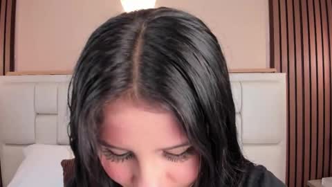 Avy  online show from March 19, 11:58 am