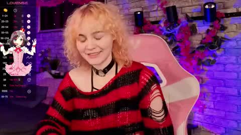 Awi online show from December 5, 8:54 pm