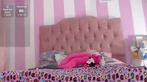 zaleya online show from February 6, 8:23 pm