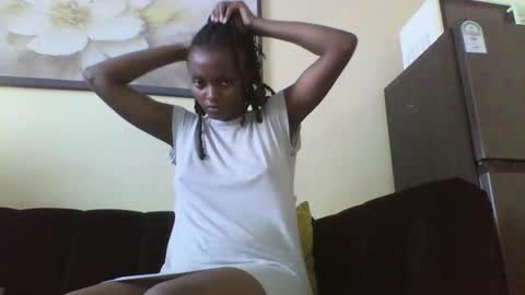 Babylisah online show from April 18, 11:45 am