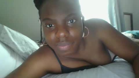 bbgirl0223 online show from April 8, 8:22 pm