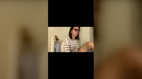 BeatriceTender online show from December 4, 3:09 am