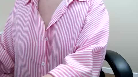 beauty_annyta online show from April 27, 6:43 am