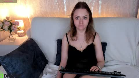 Linda Bella online show from April 9, 6:19 am