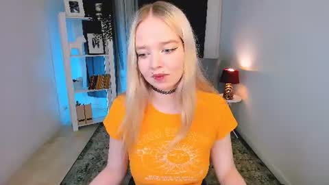 Bella online show from July 11, 7:47 pm