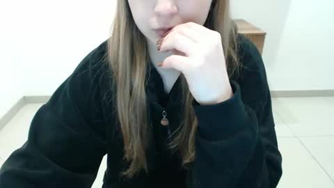 bellochka_ online show from February 22, 11:55 am