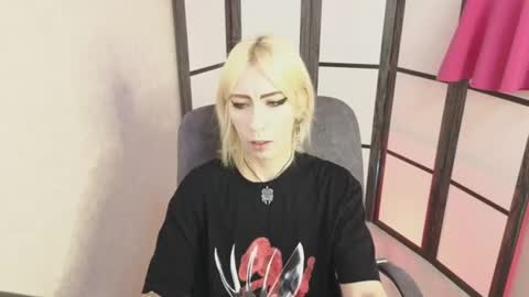 Emily online show from July 11, 8:36 am