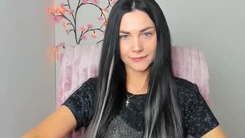 Kelly online show from April 18, 6:05 am