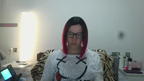 Lucy online show from April 1, 4:26 pm