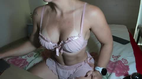 Carolina Ferrari online show from August 5, 10:32 am