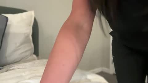 bratafterhours online show from March 13, 4:41 pm