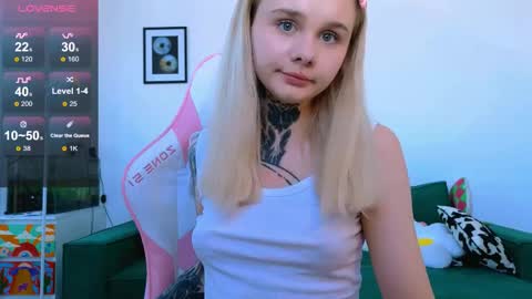 Britney online show from April 10, 4:29 am