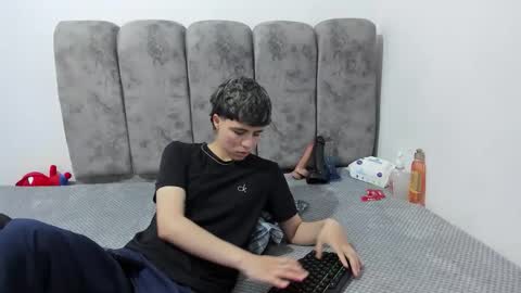Bruno Cruz online show from June 3, 2:12 am