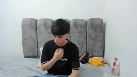 Bruno Cruz online show from April 14, 2:33 am