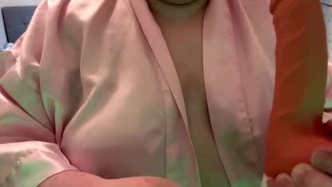 bubblegirl online show from March 13, 7:04 pm