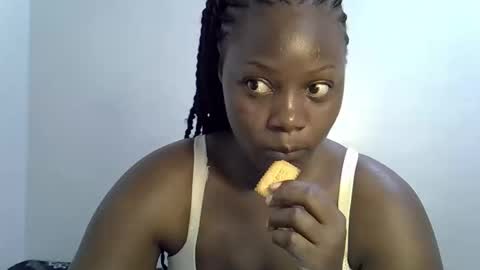 bubbly_ass30 online show from April 11, 9:46 am