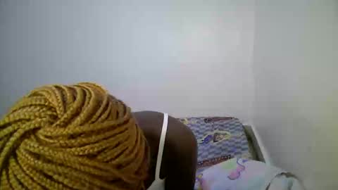bunny_bliss1 online show from May 11, 4:04 pm