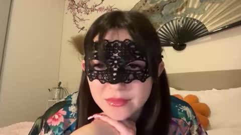 busy_bee69 online show from February 11, 2:36 am