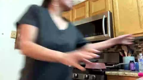 calishop1 online show from February 28, 3:39 am